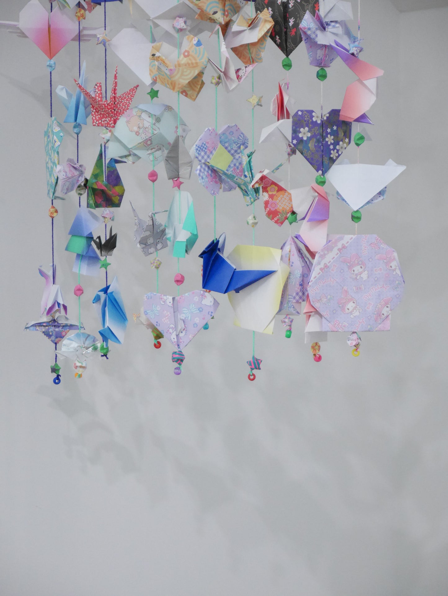 [The Floating Gallery] Handmade Paper mobile - Origami Backdrop