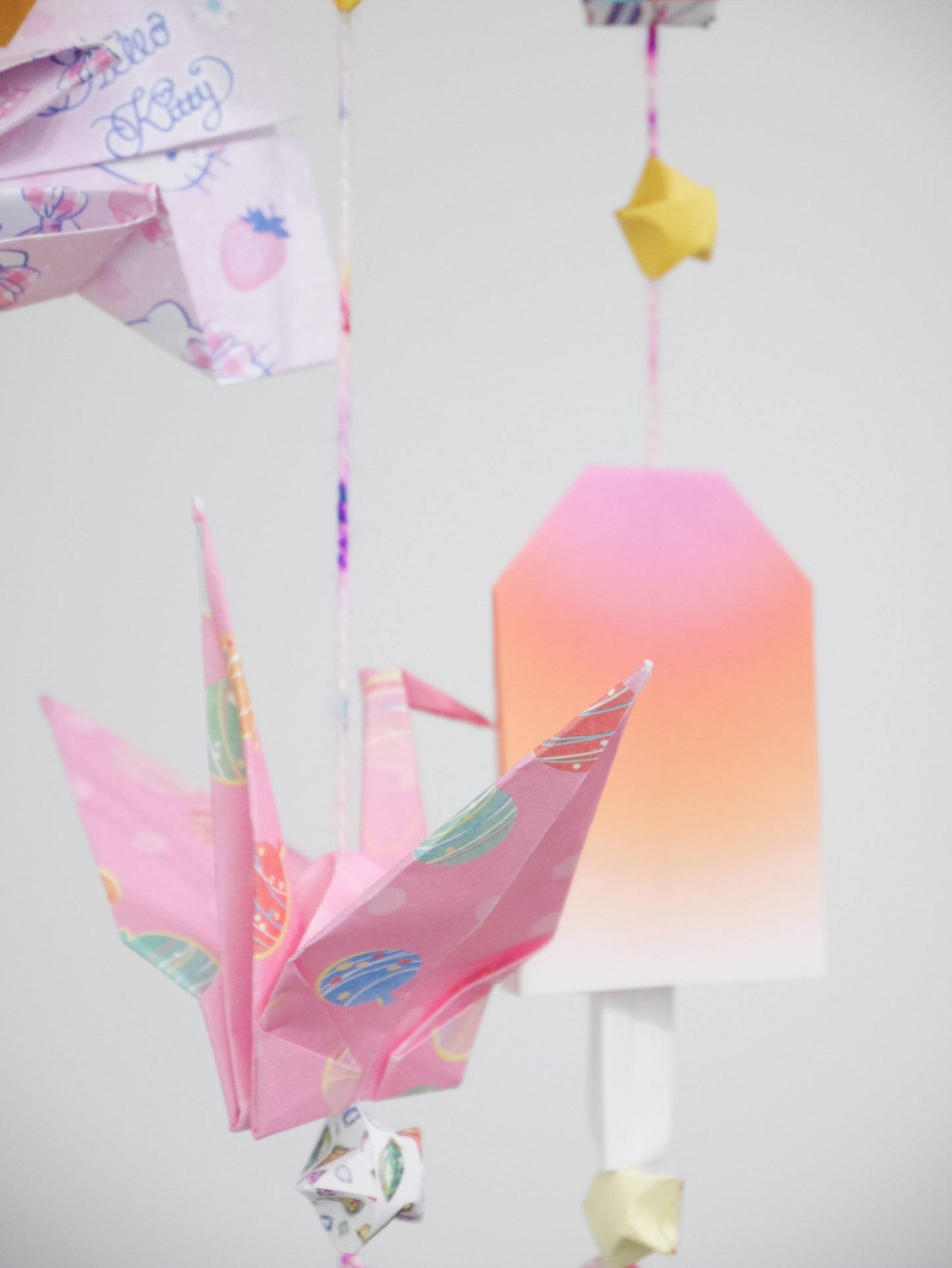 [The Floating Gallery] Handmade Paper mobile - Origami Backdrop