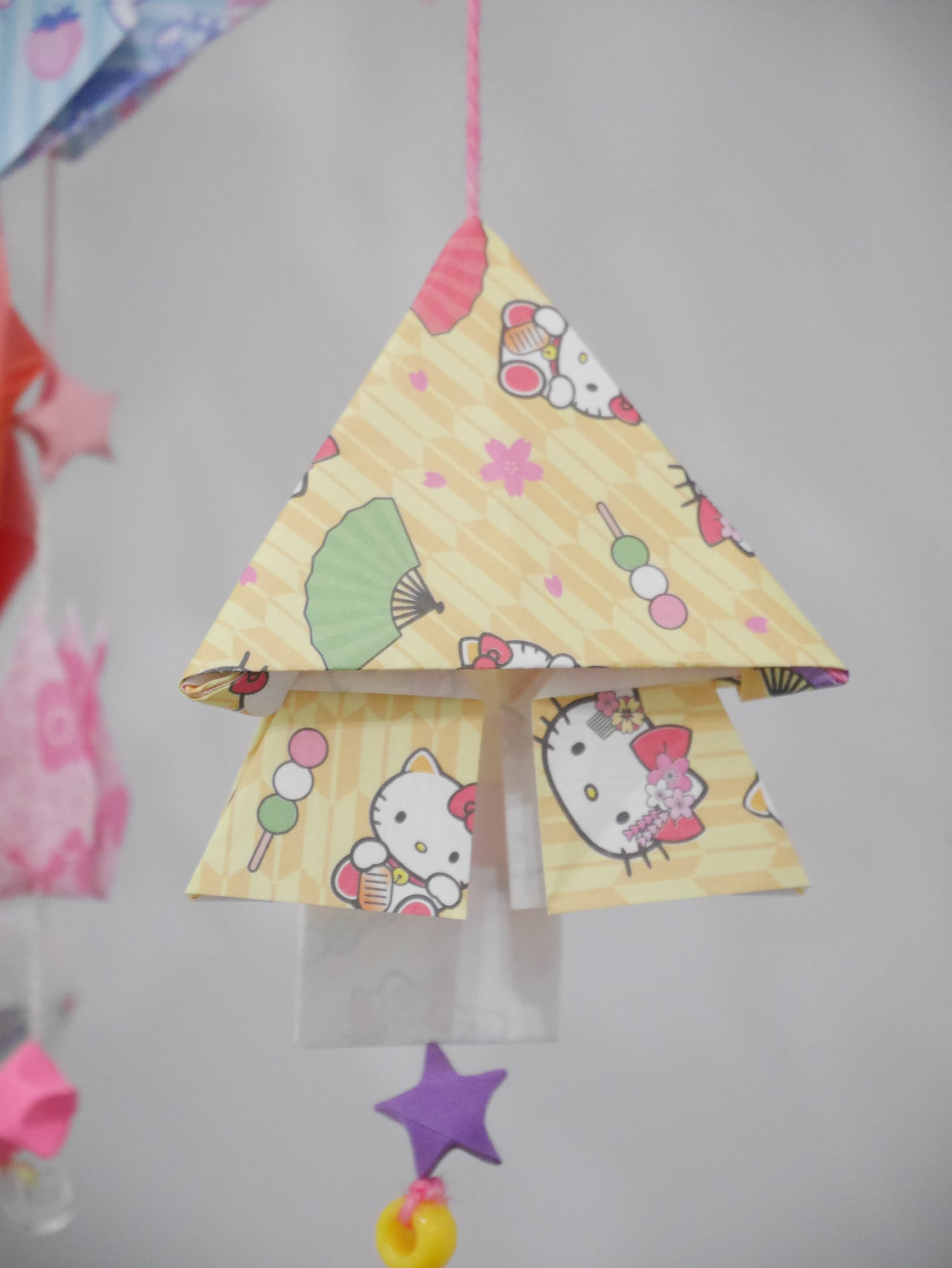 [The Floating Gallery] Handmade Paper mobile - Origami Backdrop