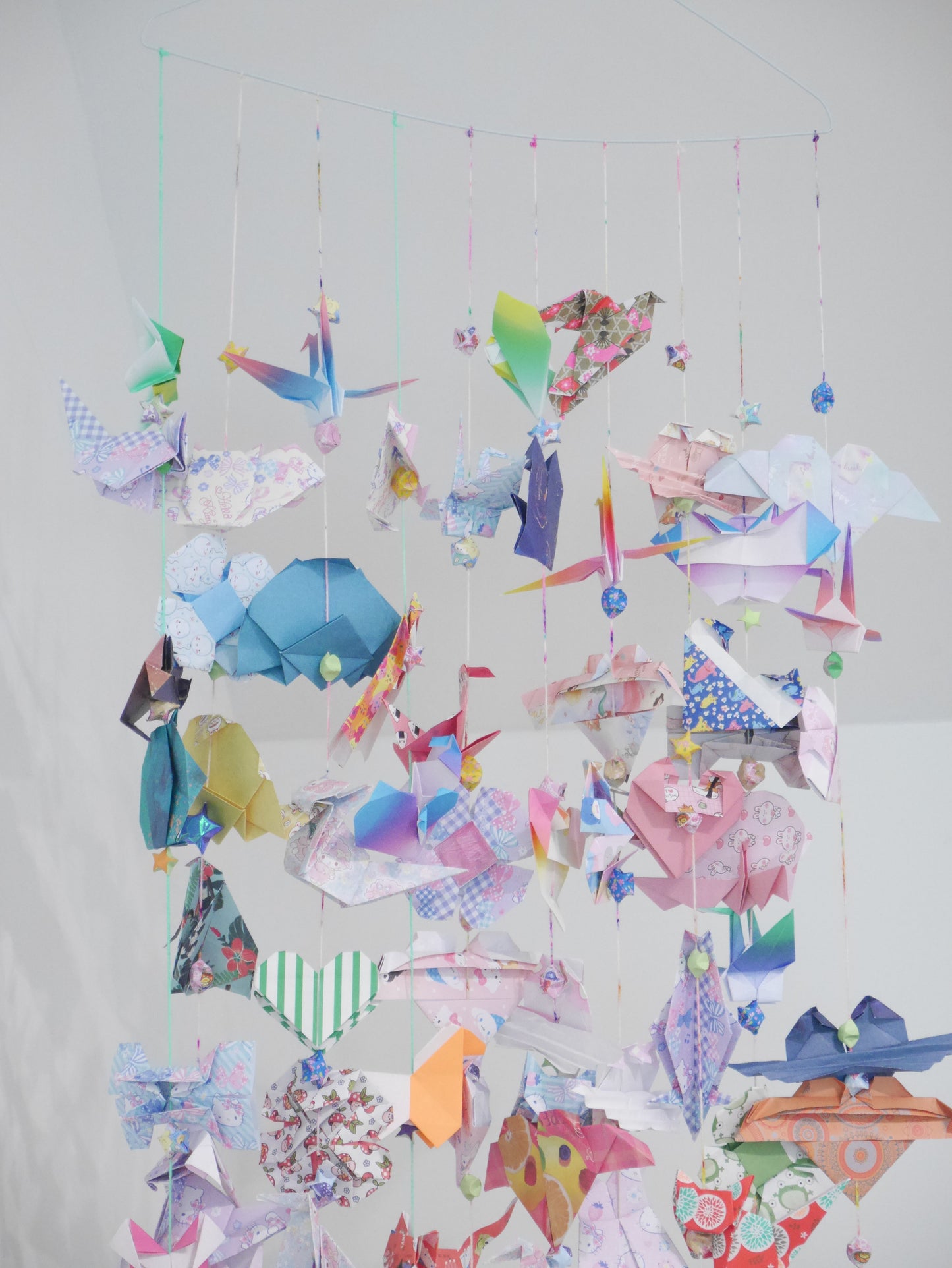 [The Floating Gallery] Handmade Paper mobile - Origami Backdrop