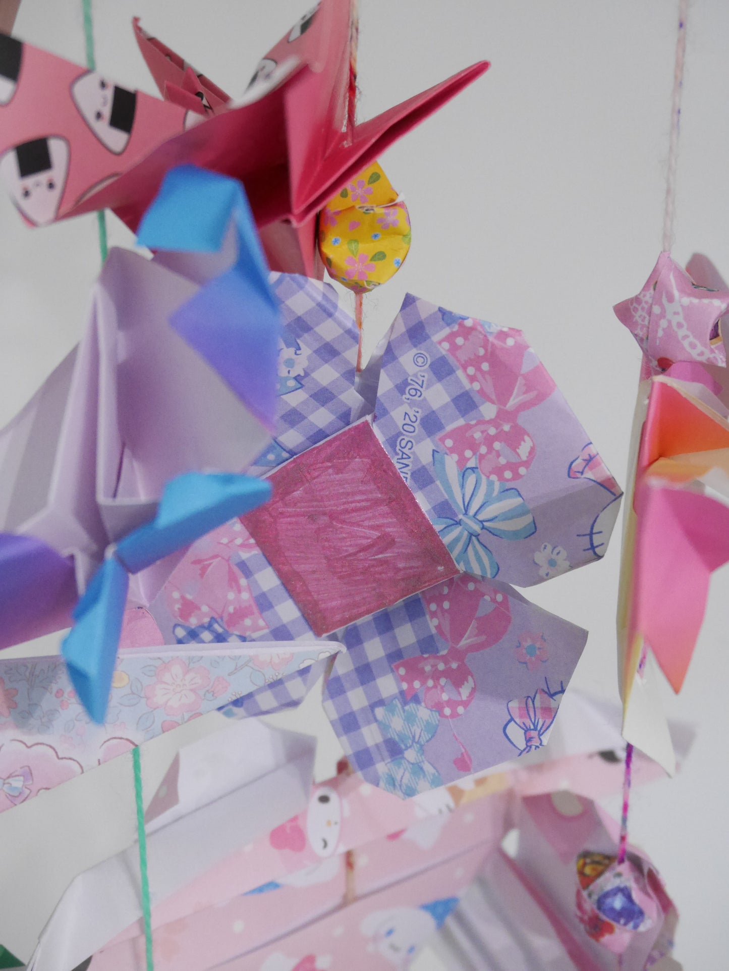 [The Floating Gallery] Handmade Paper mobile - Origami Backdrop